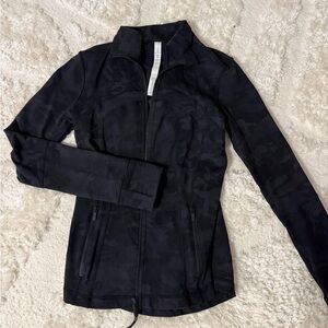 lululemon athletica Dark Camouflage Utility Jacket size 6